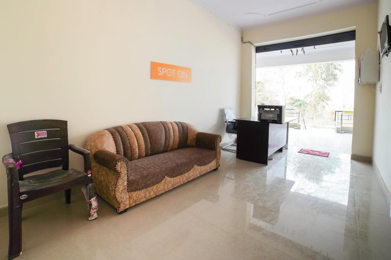 Spot On 67119 Hotel Shivam Residency Rampura  Exterior photo